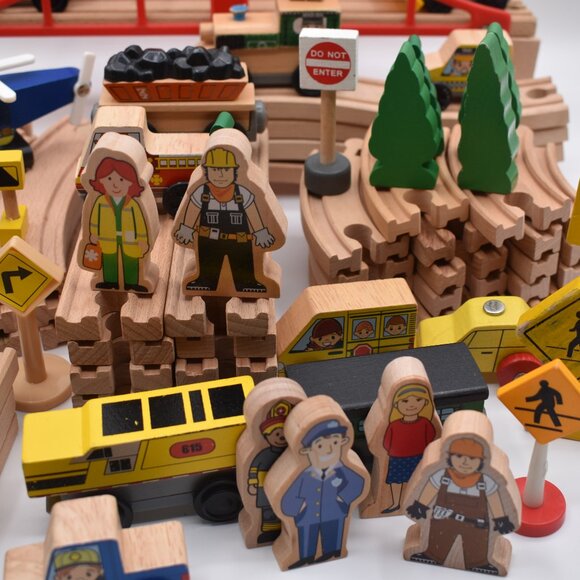 Lot of over 60 Tracks Curves Ramps Straights Ascending Wooden Railway Trains - Picture 10 of 12